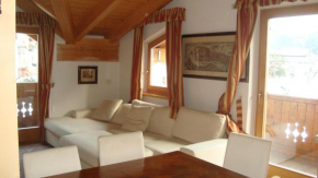 Отель Fantastic Penthouse in Canazei  Канацеи